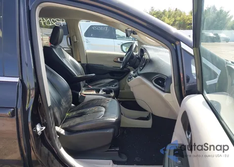 2017 Chrysler Pacifica Touring-L из США, поврежденный, VIN 2C4RC1BG4HR795053